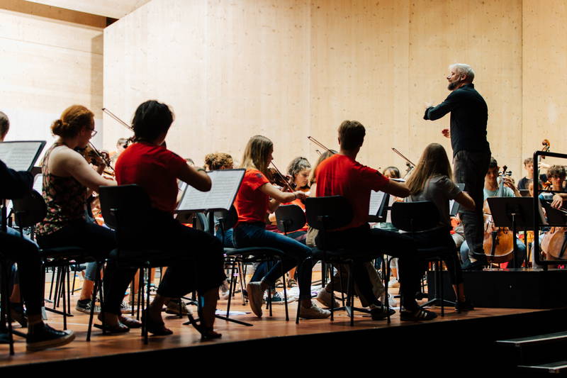 gstaad-menuhin-festival_youth-orchestra_by-theresa-pewal-23.jpg