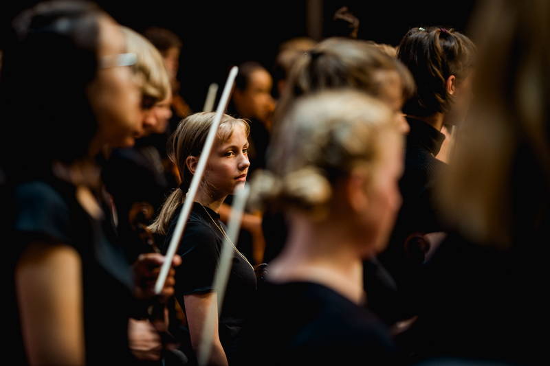 gstaad-menuhin-festival_youth-orchestra_by-theresa-pewal-95.jpg