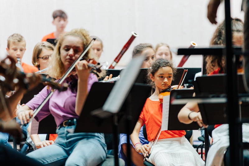 gstaad-menuhin-festival_youth-orchestra_by-theresa-pewal-58.jpg